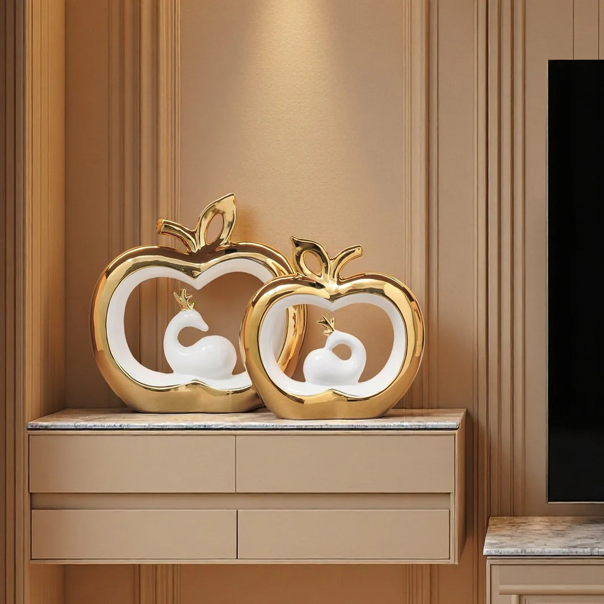 Apple Creative Decoration